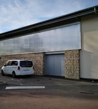 Gymnase où s&rsquo;entraînent les boxeurs du club de boxe les Boxeurs Burgiens